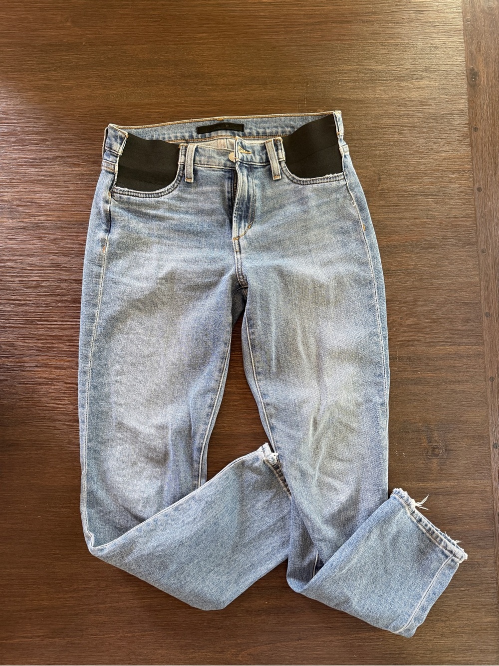 Joe’s Jeans maternity the lara mid rise cigarette ankle